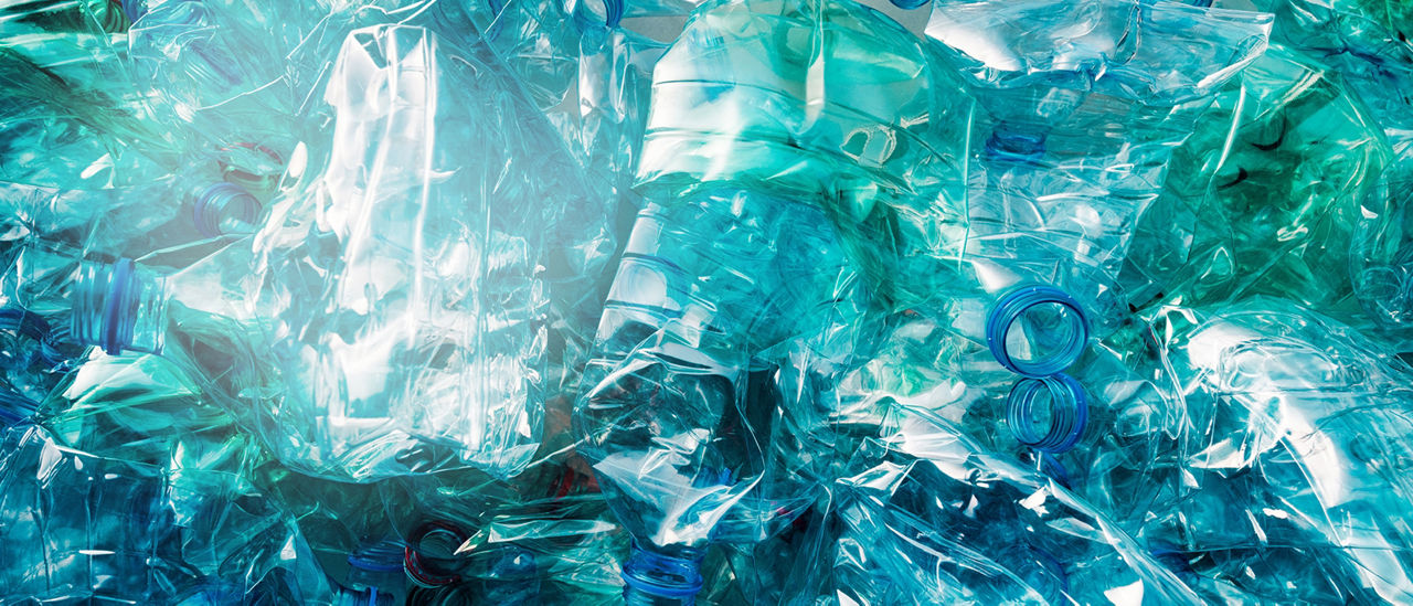 Text box case study explaining key Plastic Waste Reduction-Linked Bond characteristics from an innovation and collaboration perspective