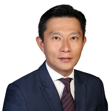 Headshot of Glen  Lee