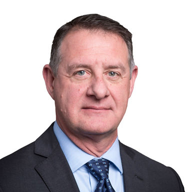 Headshot of Kelly  Sanders