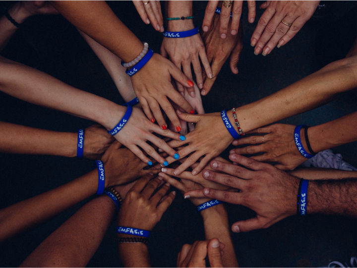 hands